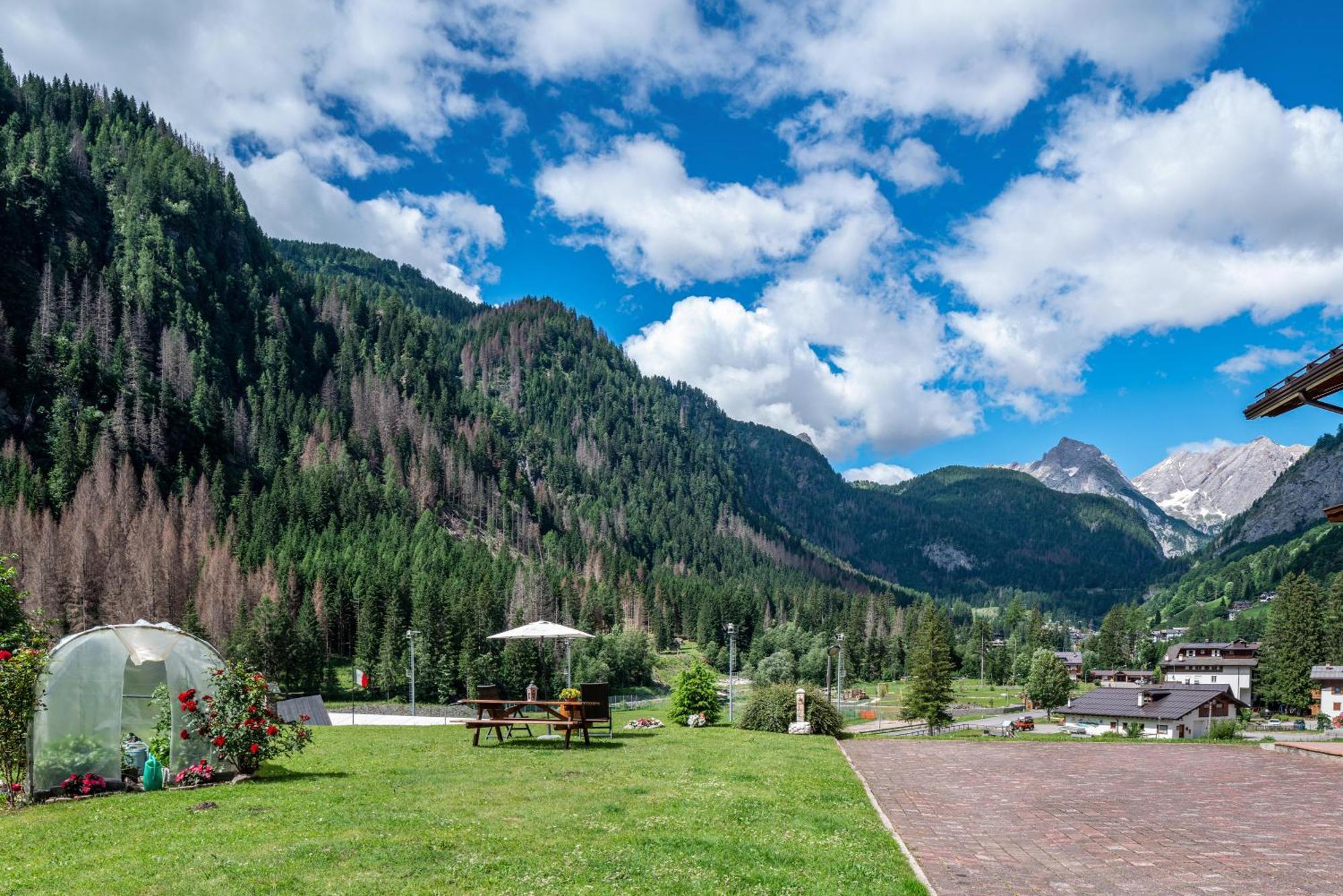 Appartamenti Vittoria Rocca Pietore Bagian luar foto