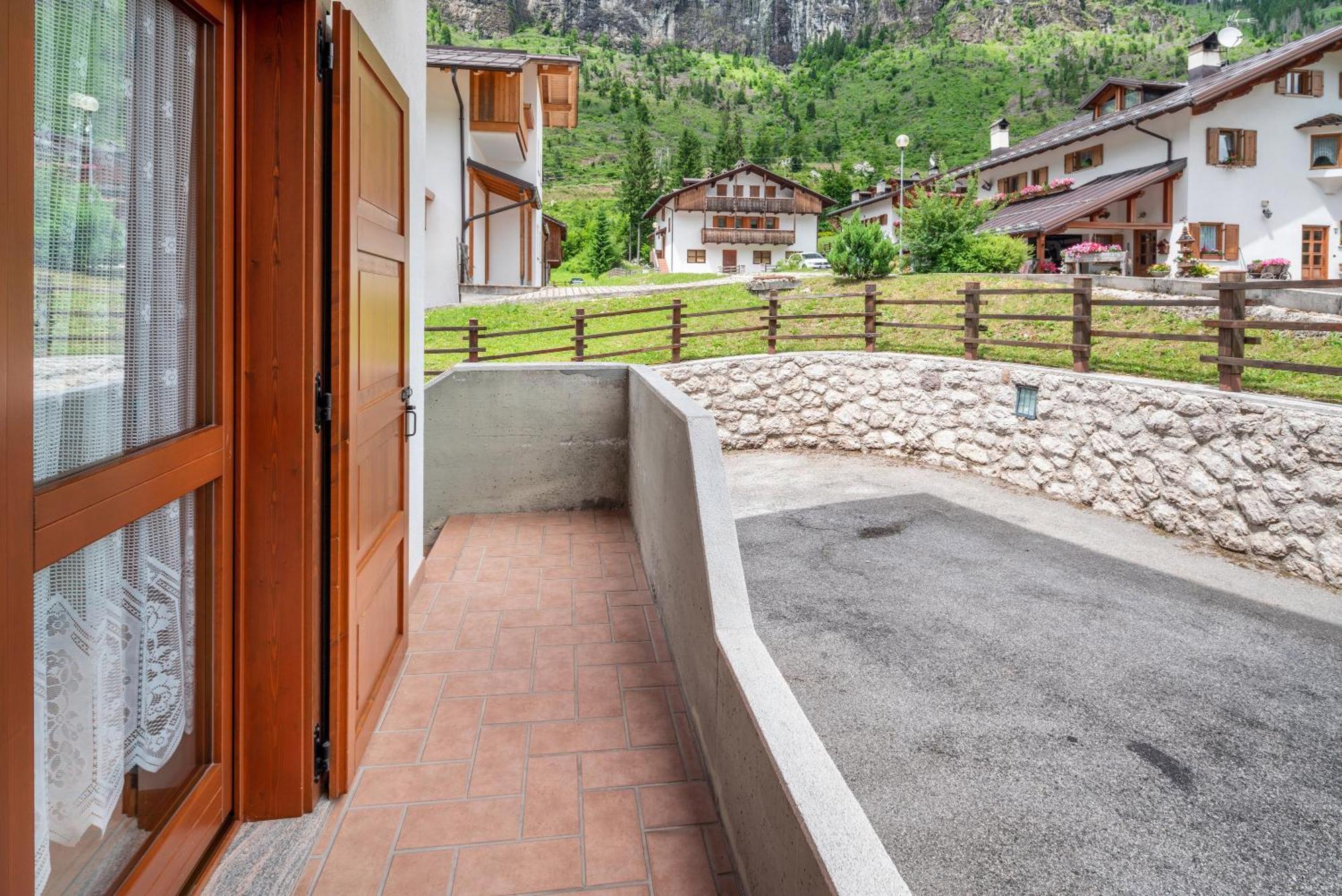 Appartamenti Vittoria Rocca Pietore Bagian luar foto